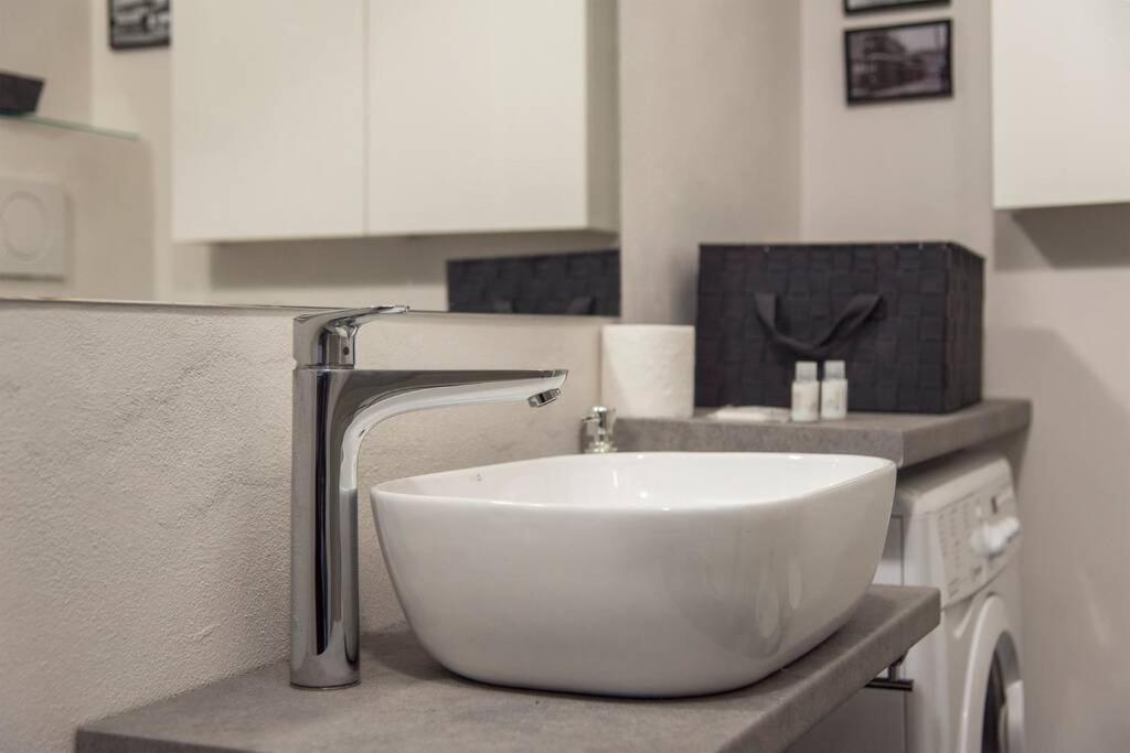 Mico 1 Bedroom Apartment - Youhosty Mediolan Zewnętrze zdjęcie